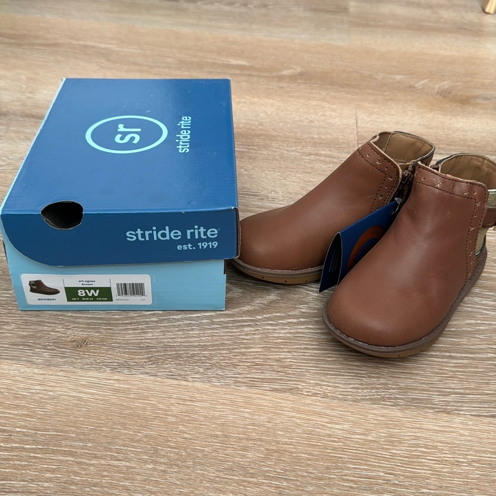NWT Stride Rite leather boots size 8W